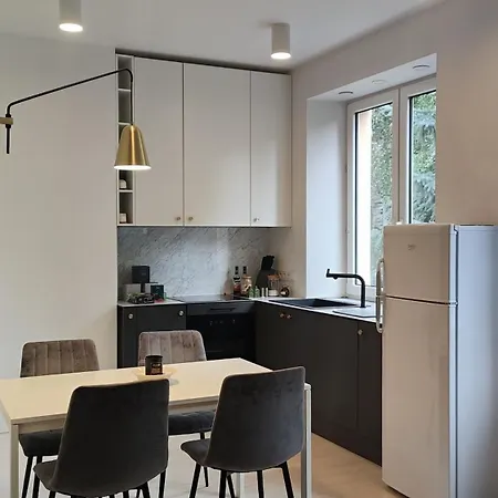 50m2 Saska Kepa Stacja Park Apartment